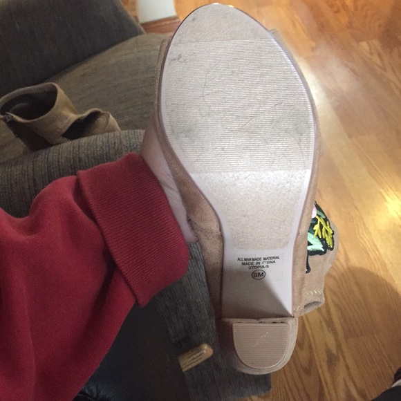 Cute high heel - Picture 3 of 3